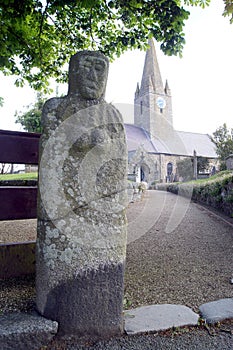 Guernsey La Gran'Mere Du Chimquiere statue-menhir