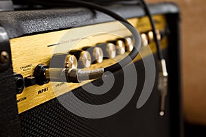 Guitar amplifier