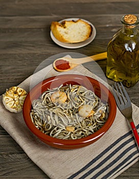gulas with garlic prawns