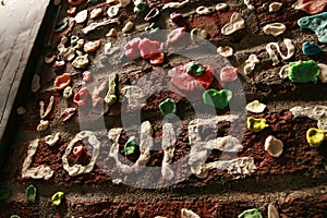 Gum Wall in img