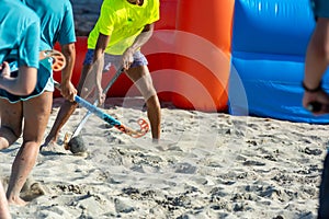 Chlapci pláž sentimentální na oficiální soutěž v létě na písek 
