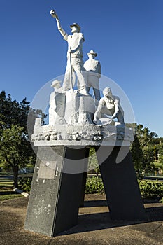 Gympie - Gold Diggers Statue