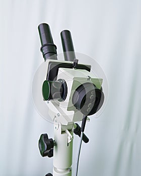 Gynecological colposcope device for zooming examination