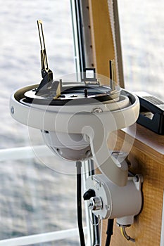Gyro Compass repeater with Azimuth Circle photo