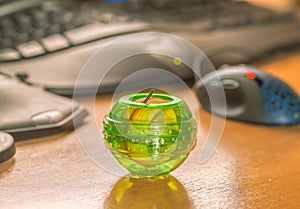 Gyroscopic exercise tool