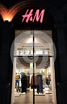H&M store
