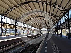 Haarlem train station steel roof construction with wood