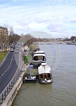 Habitable boats on Seine river