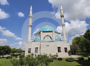 Southern view of Haci Oguz Mosque photo