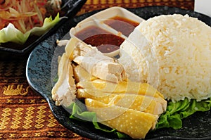 Hainanese chicken rice chilly sauce