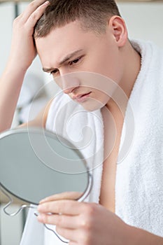 hair care male baldness eczema hairline shower photo