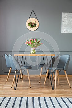 Hairpin dining table