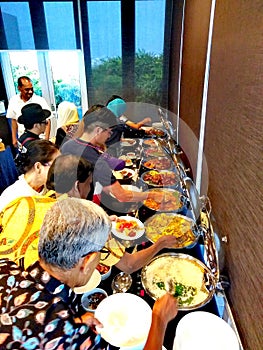 Halal buffet in Singapore