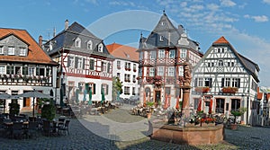 Half-timbered houses at GroÃŸer Markt in the centre of Heppenheim an der BergstraÃŸe, Hesse, Germany