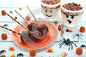 Halloween cake pops with candies