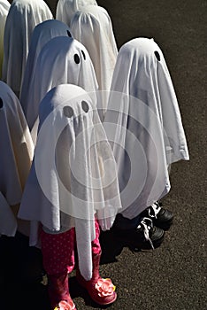 Halloween ghost figures decorative homemade trick or treat