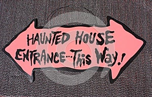 Halloween haunted house sign