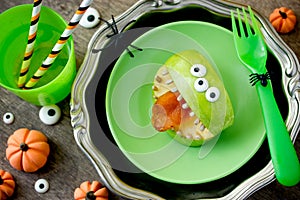 Halloween treat idea for kids - healthy monster apple