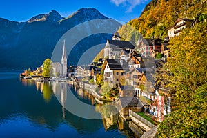 Hallstatt mountain village in fall, Salzkammergut, Austria