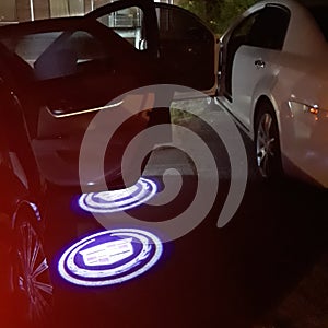 Halogram cardoor lights