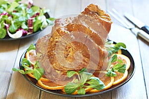 Ham baked in honey glaze