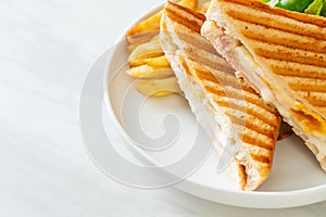 Ham cheese sandwich with egg