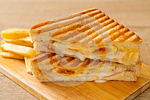 Ham cheese sandwich with egg