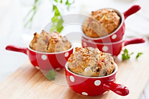 Ham, cheese and tomato muffins