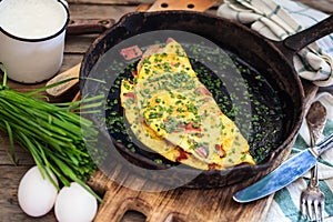 Ham and chives omlette