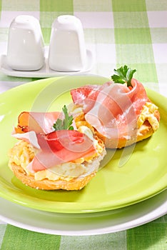 Ham and eggs sandwich