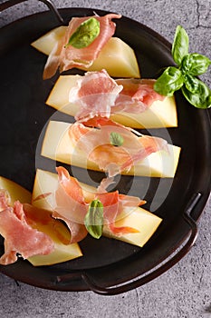 Ham prosciutto melone