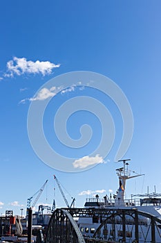 hamburg docks installations and ships
