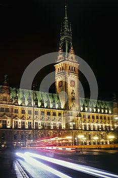 Hamburg rathaus time exposure platz tourismus travel night fast photo