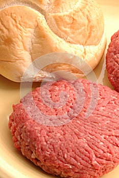 Hamburger patties with bun