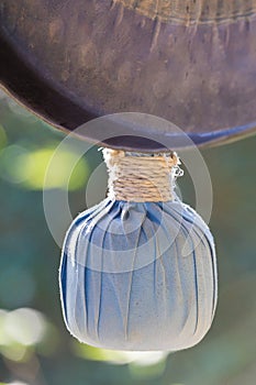 The hammer and the gong