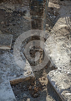 Hammer hydraulic excavator performs the excavation