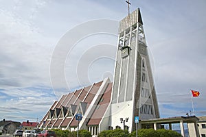 Iglesia es un parroquial iglesia de iglesia de Noruega en municipio en región Noruega 
