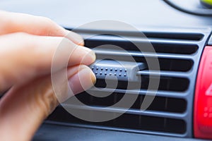 Hand adjust way of car Air flow AC control