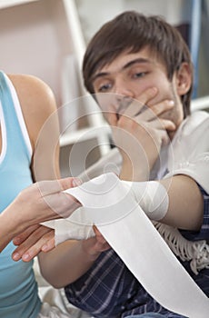 Hand bandage