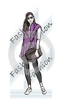 Hand drawn beautiful young woman with handbag. Fashion woman. Stylish cute girl in sunglasses. Sketch. Fashion illustration