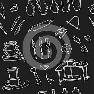 Hand drawn doodle ceramic classes seamless pattern