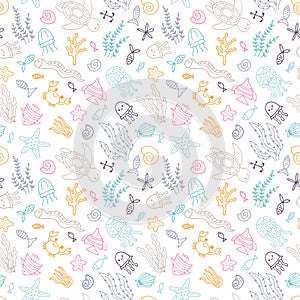 Hand drawn seamless pattern with underwater animals. Ocean, sea life. Nautical background