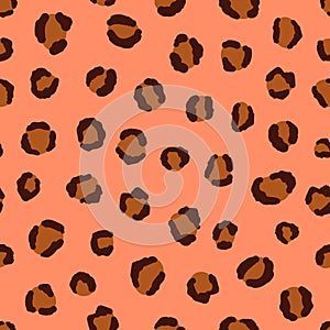 Hand-drawn seamless vector leopard pattern
