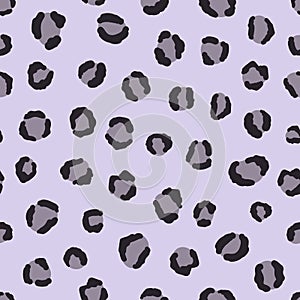 Hand-drawn seamless vector light-gray leopard pattern