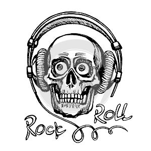 Hand drawn sketchy skull with headphones