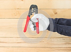 Hand in glove hold wire stripper