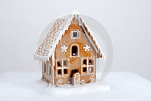 The hand-made eatable gingerbread house photo