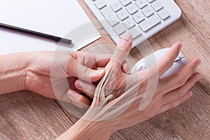 Hand muscle inflammation from office syndrome