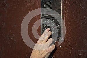 Hand opening door electronic lock