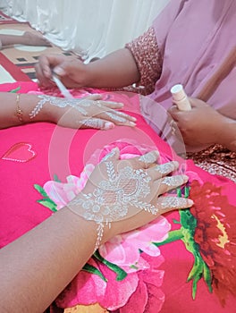 Hand painted henna for party , your fingers become prettier